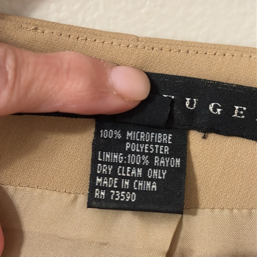 Yansi Fugel Womens Straight Pencil
Skirt Tan Sz 4 Minimalist Neutral Classic - Picture 6 of 7
